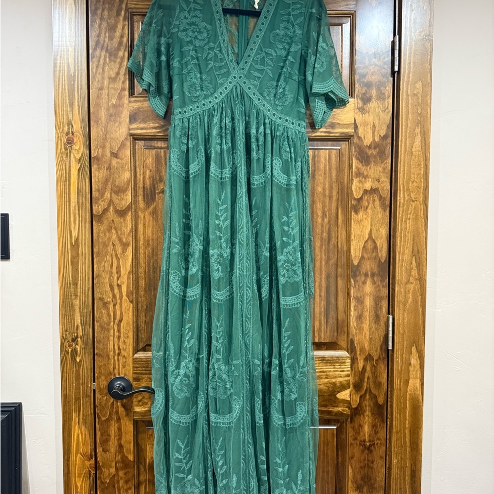PinkBlush Forest Green Lace Maxi Dress – Size Large